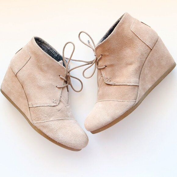 Toms Taupe Suede Leather Wedge Heel Lace-up Ankle Boots Booties Size 8 - Picture 16 of 16